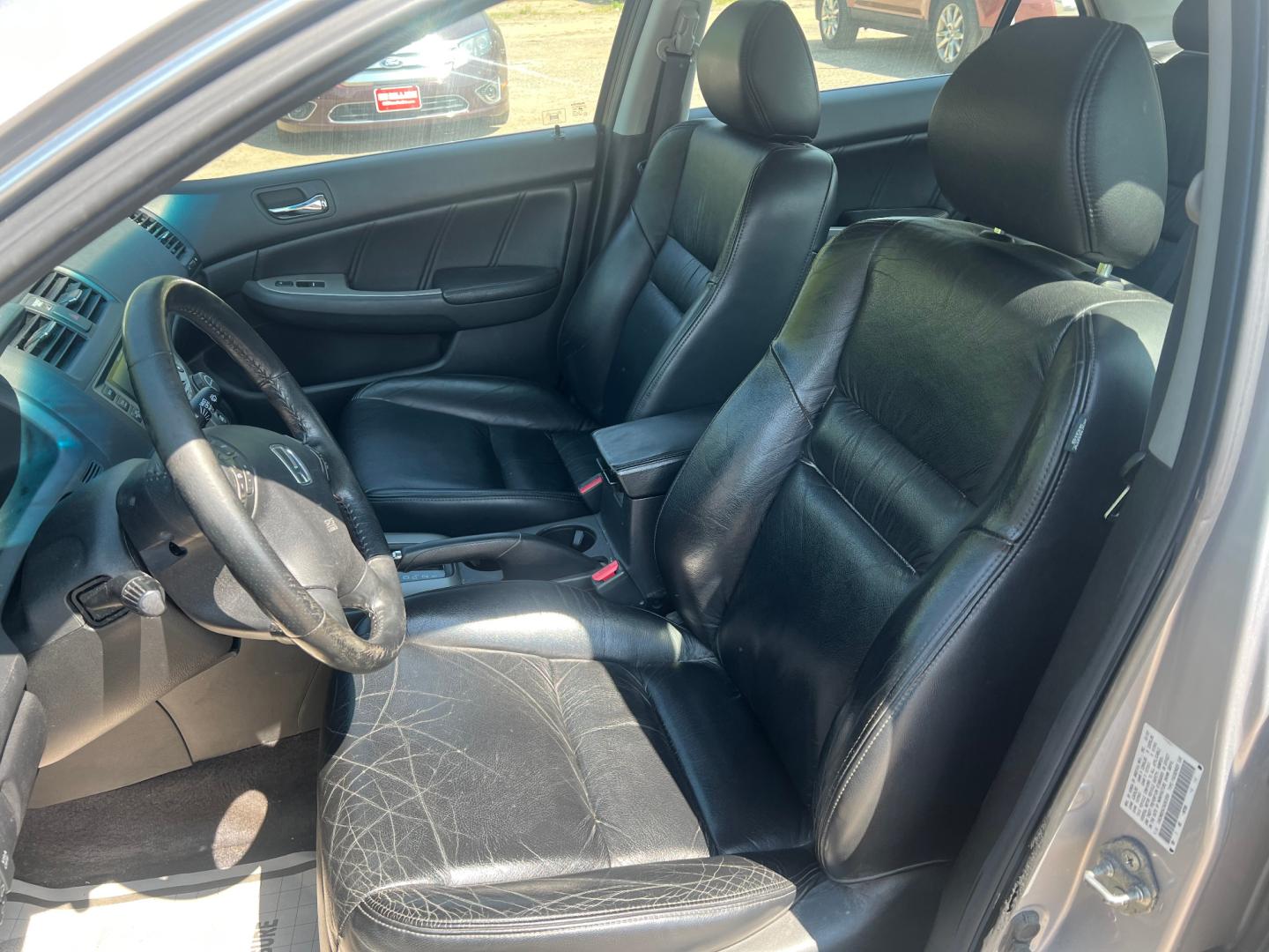 2007 Honda Accord (1HGCM66547A) , located at 17255 hwy 65 NE, Ham Lake, MN, 55304, 0.000000, 0.000000 - Photo#9